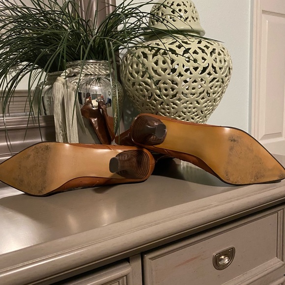 Boots - Picture 3 of 3